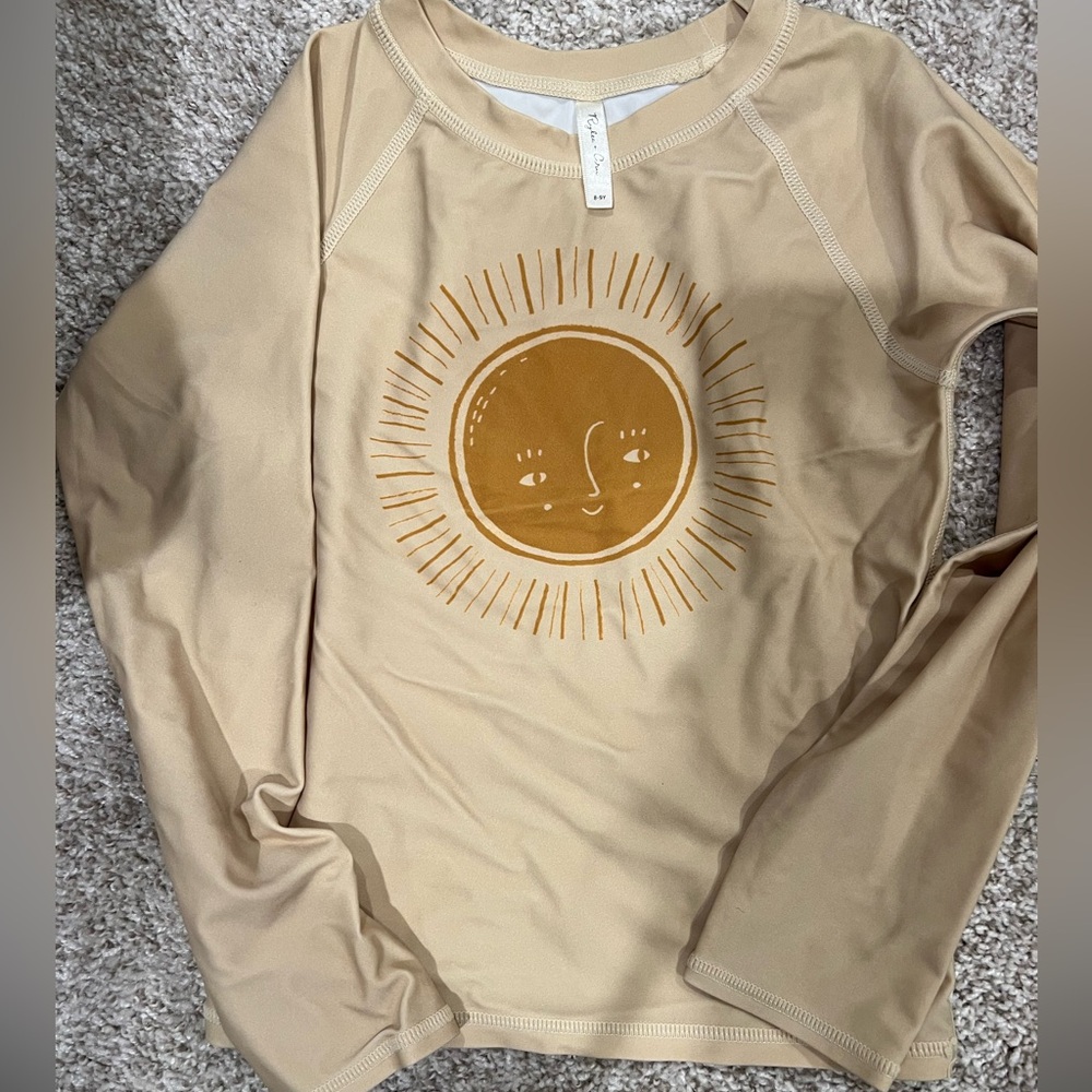 rylee and cru sun rashguard